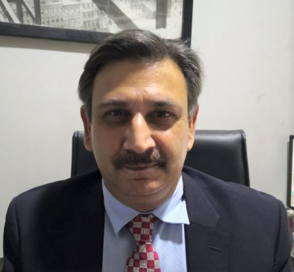 dr-mohammad-ehtesham-khan-dentist-lahore-5_450X450